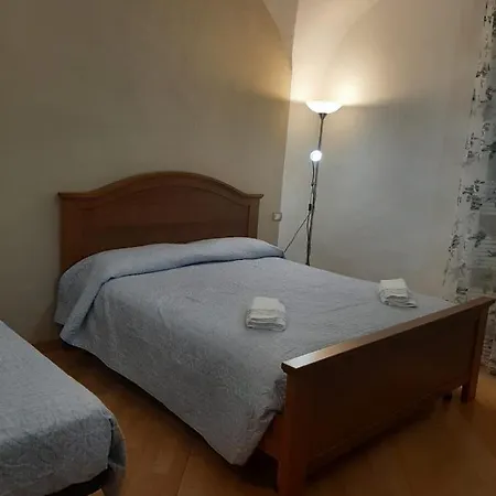 Lägenhet Alloggi Piazza Umberto Primo *