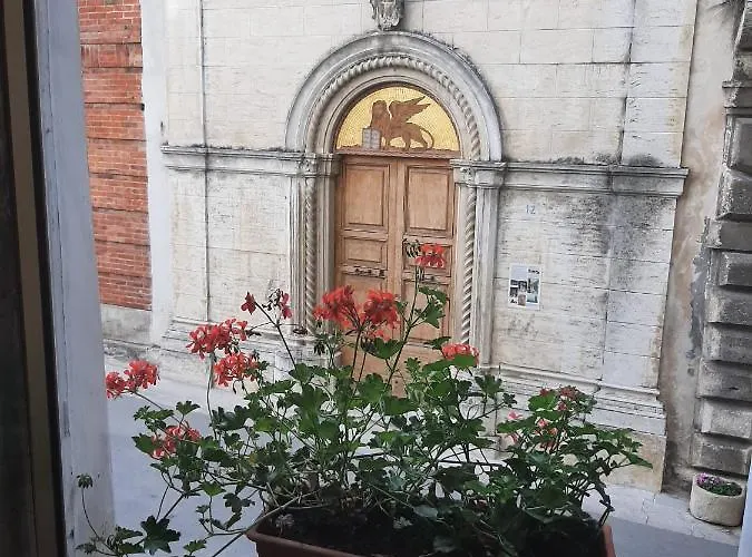 아파트 Alloggi Piazza Umberto Primo 파센트로