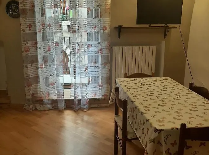 Alloggi Piazza Umberto Primo Daire