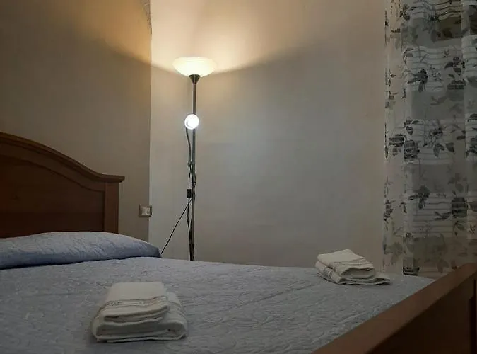 Alloggi Piazza Umberto Primo *